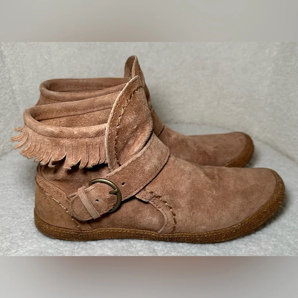 UGG Amely booties boots slip-on moccasins fringe suede boho bohemian cute girly‎